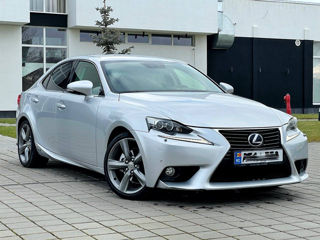 Lexus IS Series