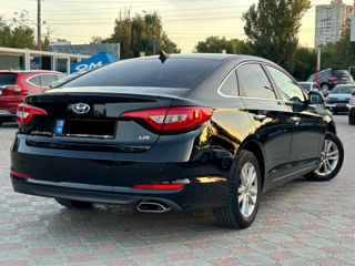 Hyundai Sonata foto 4