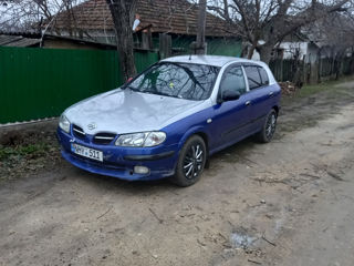 Nissan Almera foto 3