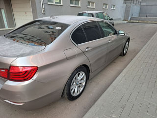 BMW 5 Series foto 5