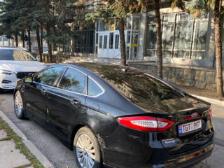 Ford Fusion foto 6