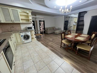 Apartament cu 3 camere, 89 m², Botanica, Chișinău foto 2