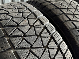 Зимние шины 225/65R17 Bridgestone foto 3