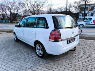 Opel Zafira foto 5