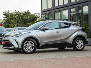 Toyota C-HR foto 1