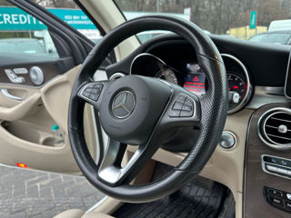 Mercedes GLC foto 10