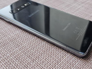 Samsung Galaxy S10+ foto 4