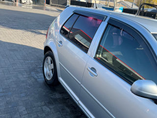 Volkswagen Golf foto 2