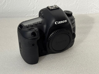 Canon EOS 5D Mark IV Body foto 2