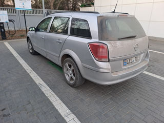 Opel Astra foto 4