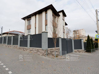 Vânzare, spațiu comercial, 450 mp + 6 ari str. Bariera Orhei Poșta Veche foto 2