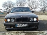 BMW 5 Series foto 1