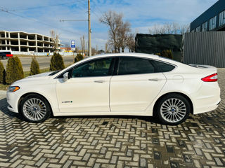 Ford Fusion foto 4