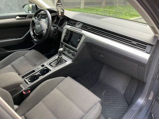 Volkswagen Passat foto 9