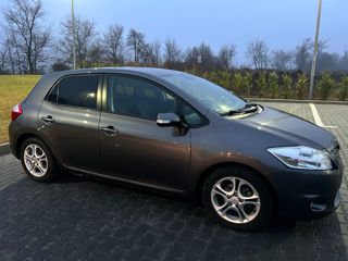 Toyota Auris foto 2