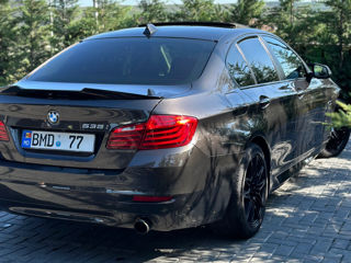 BMW 5 Series foto 3