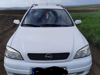 Opel Astra foto 1