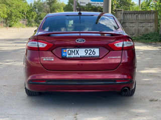 Ford Mondeo foto 6