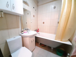 Apartament cu 2 camere, 45 m², Botanica, Chișinău foto 10