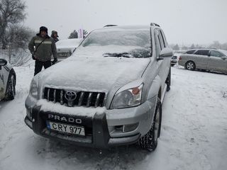 Toyota Land Cruiser Prado foto 4