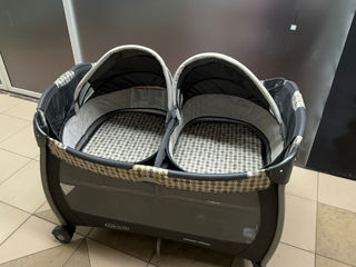 Кроватка манеж до двойни Graco Twins bassinet