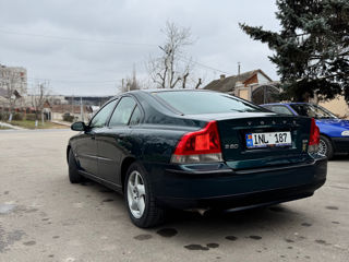 Volvo S60 foto 6