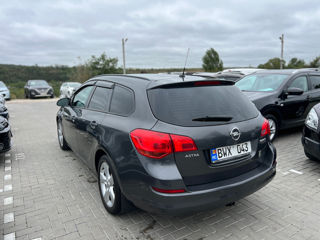 Opel Astra foto 3