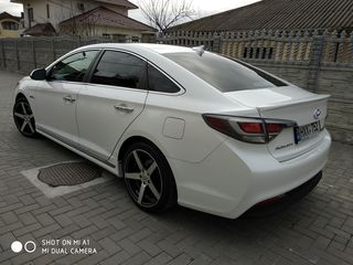 Hyundai Sonata foto 5