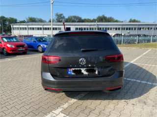 Volkswagen Passat foto 2