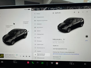 Tesla Model Y foto 6