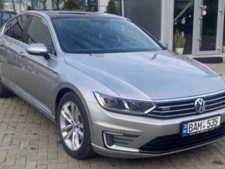 Volkswagen Passat foto 4