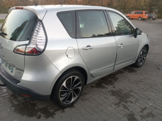 Renault Scenic foto 2