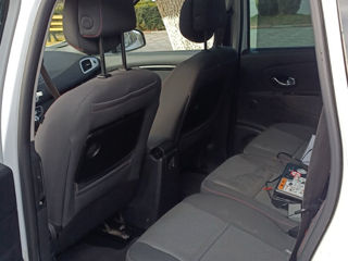 Renault Grand Scenic foto 4