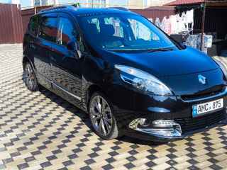 Renault Grand Scenic foto 2