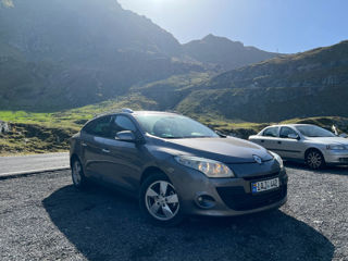 Renault Megane foto 2