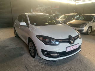 Renault Megane foto 1