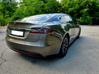 Tesla Model S foto 4