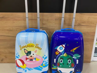 Огромный выбор детских чемоданчиков  на колесах и рюкзачков от фирмы Pigeon!! foto 12