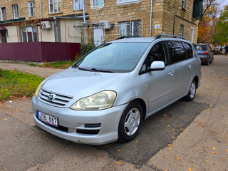 Toyota Avensis Verso