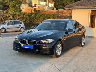 BMW 5 Series foto 3