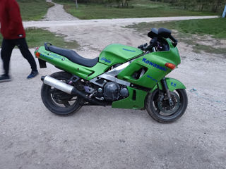 Kawasaki Zzr600