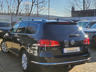 Volkswagen Passat foto 4