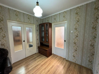 Apartament cu 2 camere, 55 m², Botanica, Chișinău foto 6