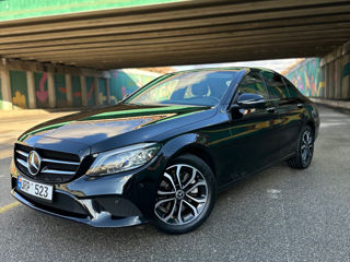 Mercedes C-Class foto 3