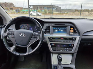 Hyundai Sonata foto 10