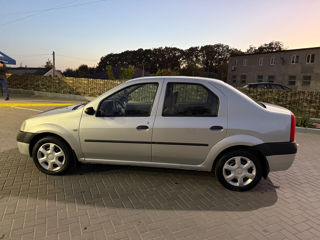 Dacia Logan foto 7