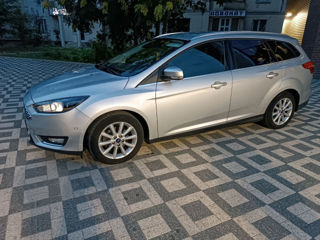 Ford Focus foto 1