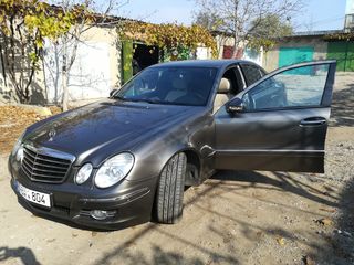 Mercedes E Class foto 5