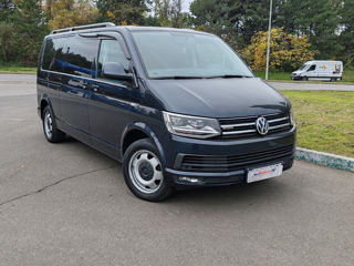 Volkswagen Caravelle foto 18