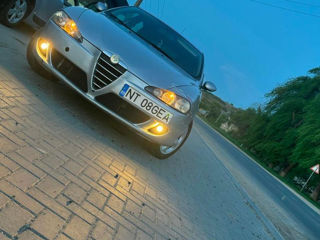 Alfa Romeo 145 foto 1